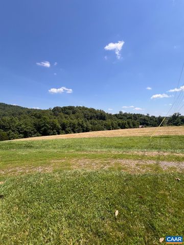 1410 STEVENS COVE RD, Lovingston, VA 22949