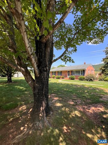 1410 STEVENS COVE RD, Lovingston, VA 22949