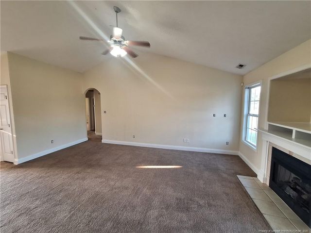 558 Copper Creek Drive, Raeford, NC 28376