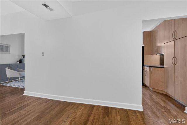 5553 Waterman Boulevard 3E, St Louis, MO 63112