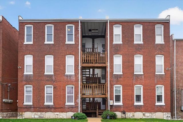 5553 Waterman Boulevard 3E, St Louis, MO 63112