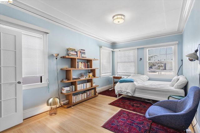 647 Beacon St, Oakland, CA 94610