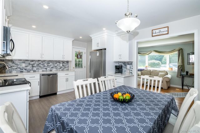 53 Lawrence Place, New Rochelle, NY 10801