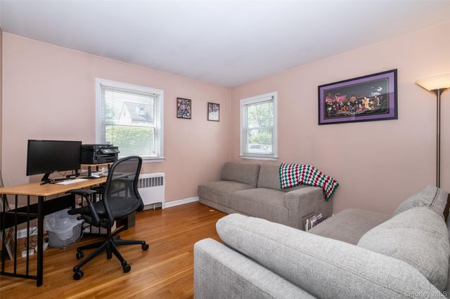 53 Lawrence Place, New Rochelle, NY 10801