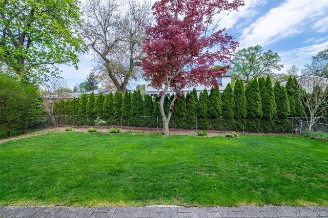 53 Lawrence Place, New Rochelle, NY 10801
