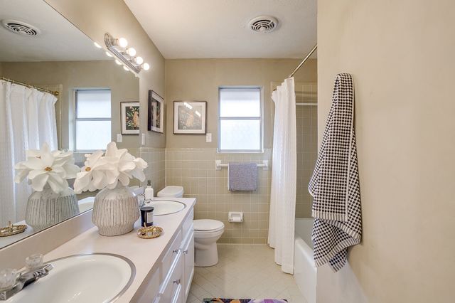 3704 Ashford Avenue, Fort Worth, TX 76133