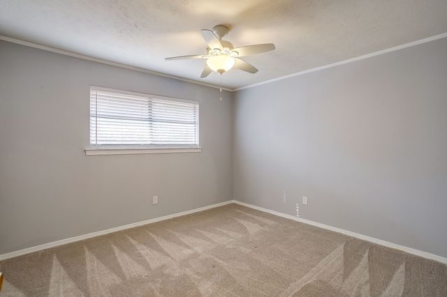 3704 Ashford Avenue, Fort Worth, TX 76133