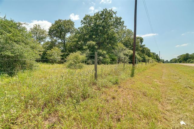 19231 County Road 215, Weimar, TX 78962