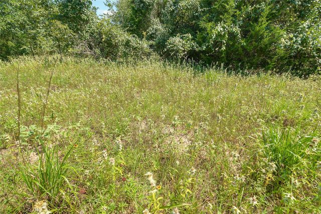 19231 County Road 215, Weimar, TX 78962