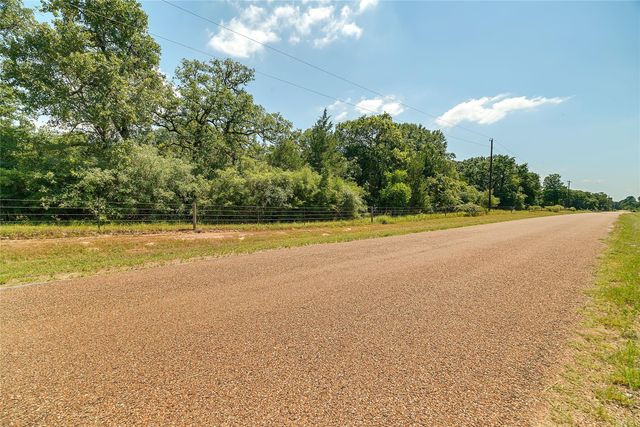 19231 County Road 215, Weimar, TX 78962