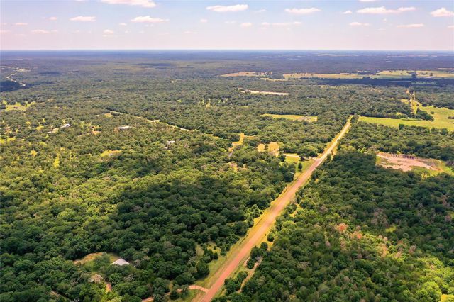 19231 County Road 215, Weimar, TX 78962