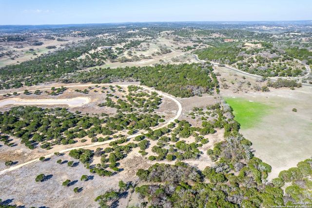699 Cool Creek Rd, Camp Verde, TX 78010