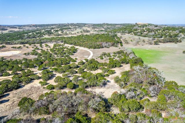 699 Cool Creek Rd, Camp Verde, TX 78010