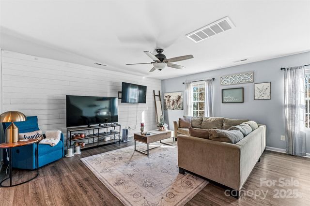 8236 Waxhaw Highway, Waxhaw, NC 28173