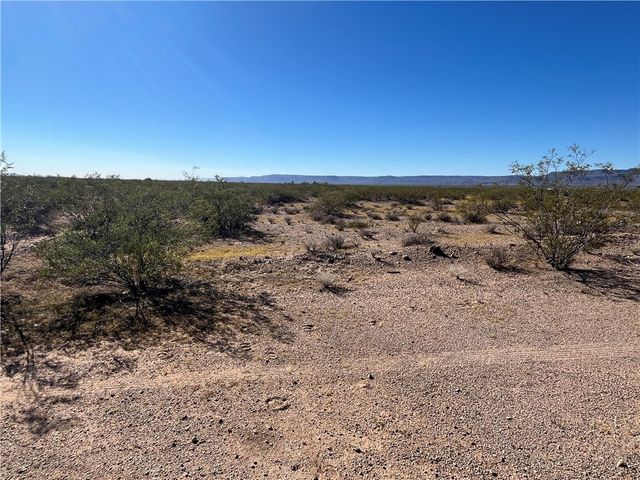 215-14-237 W Sinola Drive, Golden Valley, AZ 86413