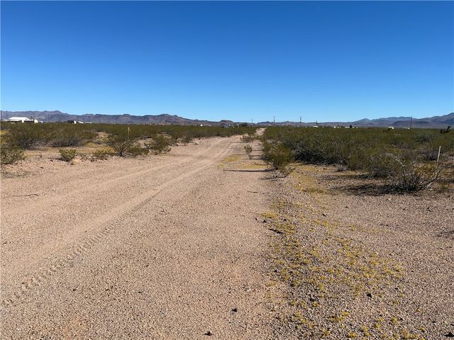 215-14-237 W Sinola Drive, Golden Valley, AZ 86413