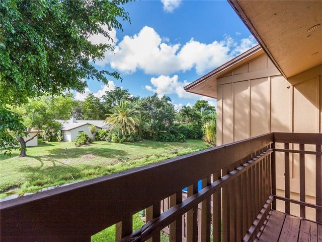 9918 Royal Palm Boulevard 9918, Coral Springs, FL 33065