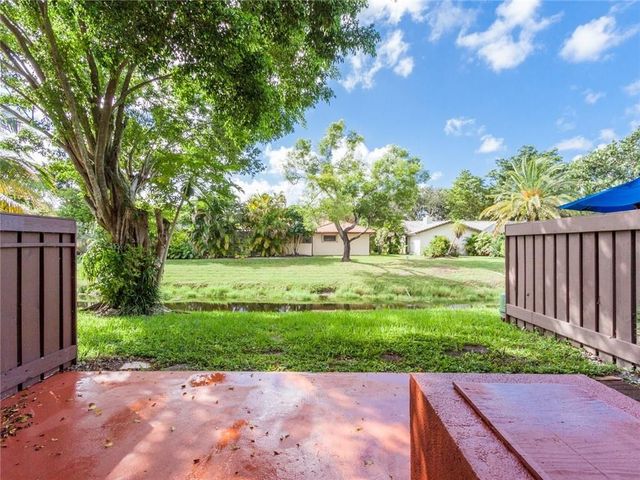 9918 Royal Palm Boulevard 9918, Coral Springs, FL 33065