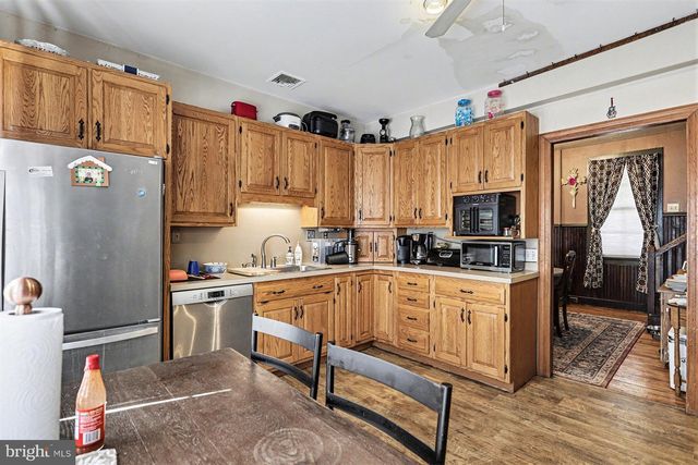 857 WILLOW RD, Lancaster, PA 17601