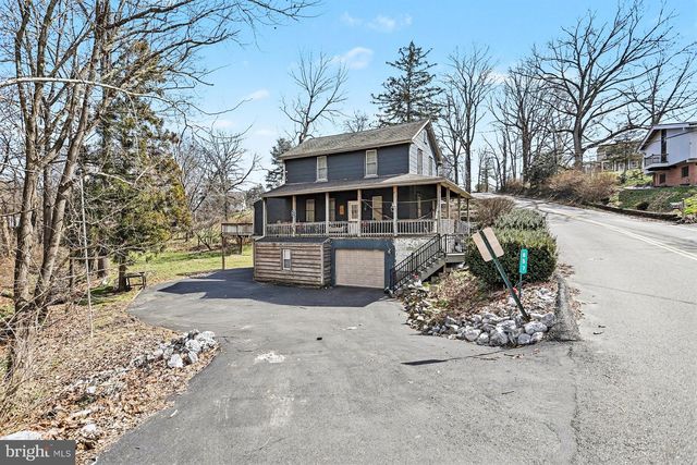 857 WILLOW RD, Lancaster, PA 17601