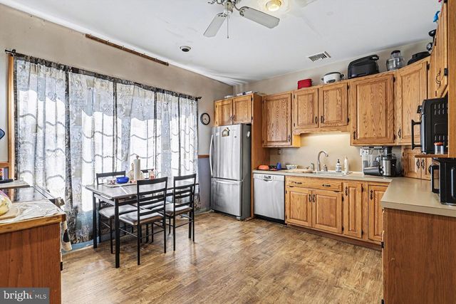 857 WILLOW RD, Lancaster, PA 17601