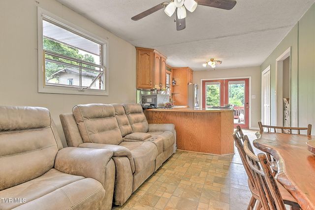 186 Gunport Drive, Duffield, VA 24244