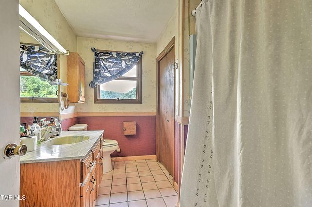 186 Gunport Drive, Duffield, VA 24244