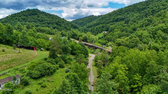 186 Gunport Drive, Duffield, VA 24244