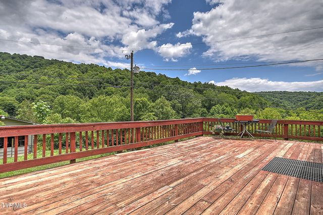 186 Gunport Drive, Duffield, VA 24244