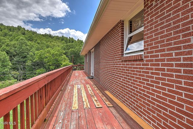 186 Gunport Drive, Duffield, VA 24244