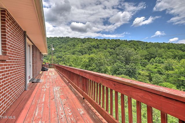 186 Gunport Drive, Duffield, VA 24244