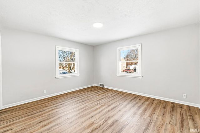 2903 Erskine Boulevard, South Bend, IN 46614