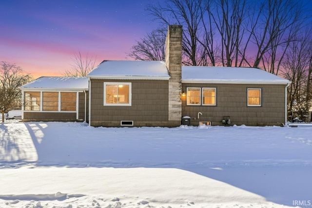 2903 Erskine Boulevard, South Bend, IN 46614