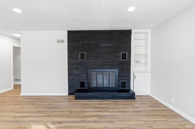 2903 Erskine Boulevard, South Bend, IN 46614