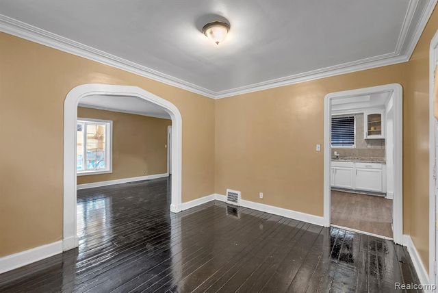 5061 Bishop Street, Detroit, MI 48224