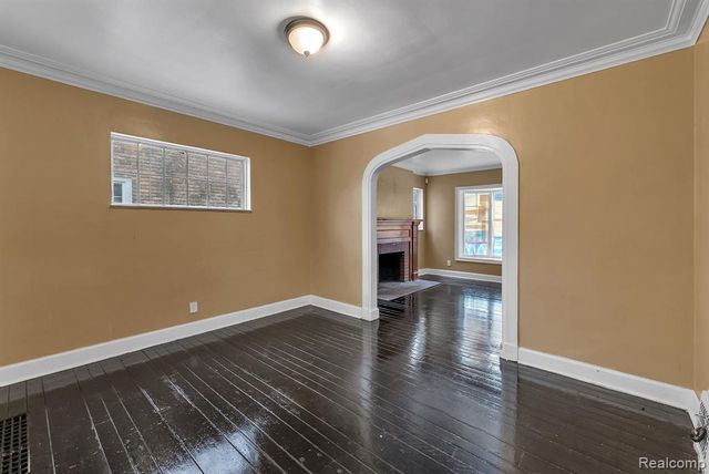 5061 Bishop Street, Detroit, MI 48224