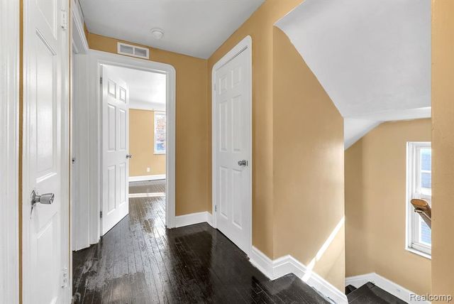 5061 Bishop Street, Detroit, MI 48224