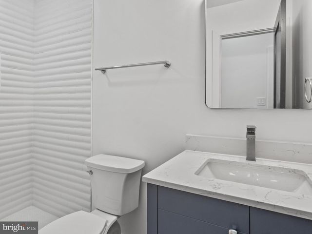 236 DIVISION AVE NE, Washington, DC 20019