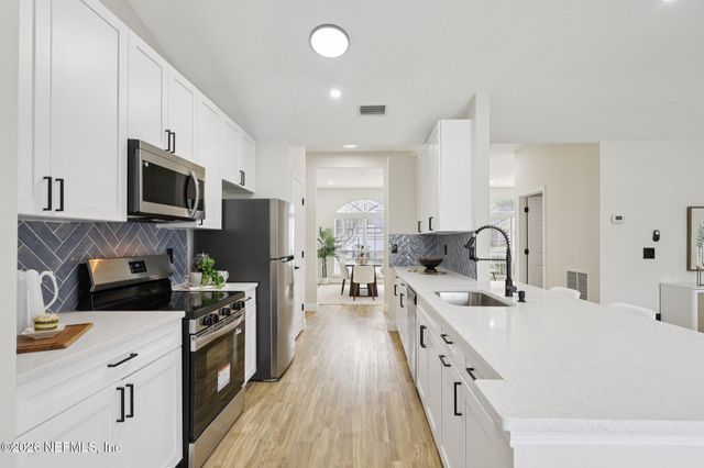 3699 JULIET LEIA Circle S, Jacksonville, FL 32218