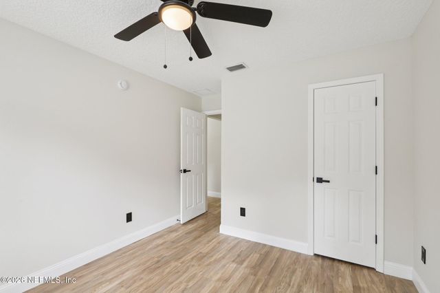 3699 JULIET LEIA Circle S, Jacksonville, FL 32218