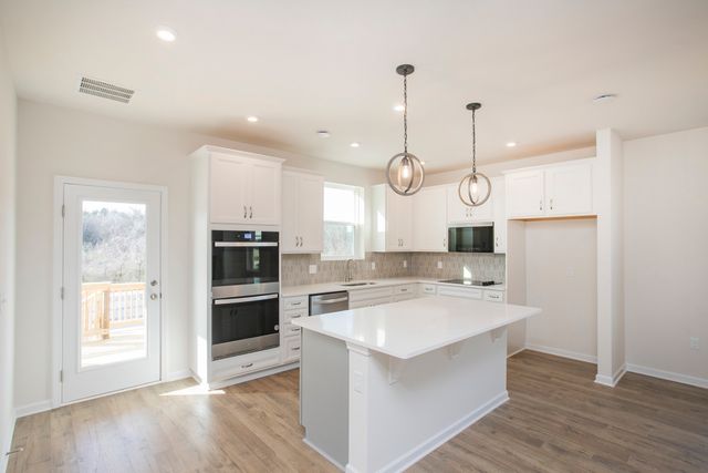 1308 Godwin Rd, Hermitage, TN 37076