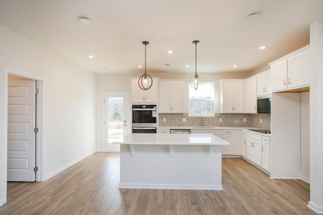1308 Godwin Rd, Hermitage, TN 37076