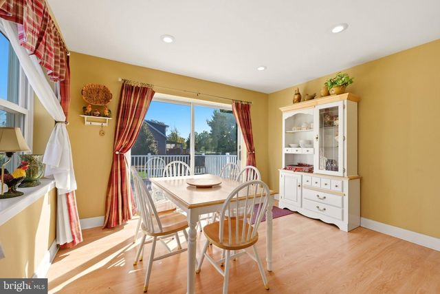 224 E LINWOOD AVE, Maple Shade, NJ 08052