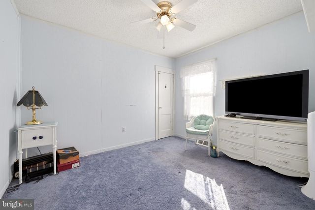 224 E LINWOOD AVE, Maple Shade, NJ 08052