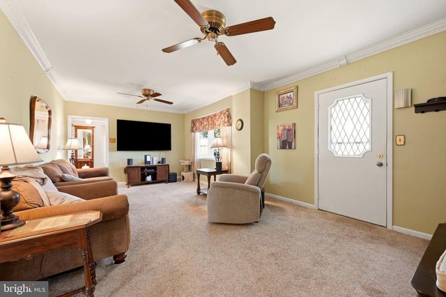 224 E LINWOOD AVE, Maple Shade, NJ 08052