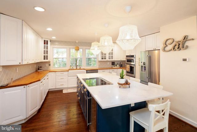 37 PAXON DR, Wilmington, DE 19803