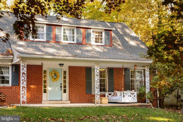 37 PAXON DR, Wilmington, DE 19803