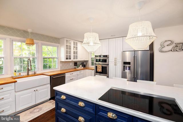37 PAXON DR, Wilmington, DE 19803