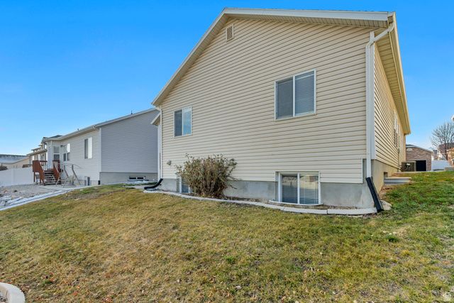 8403 S 6430 W, West Jordan, UT 84081