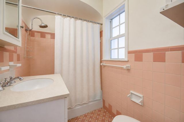 1601 SE 2ND Street, Fort Lauderdale, FL 33301